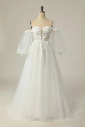 Abito da sposa in avorio con maniche lunghe a righe